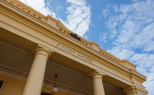 NSW courthouse building used for criminal and traffic matters